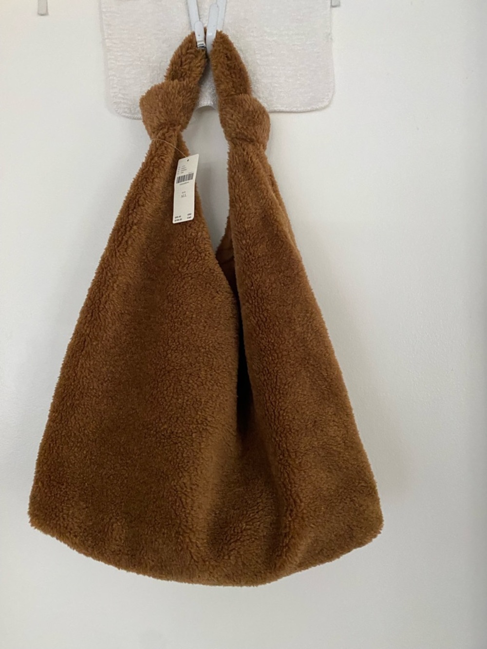 NWT ANTHROPOLOGIE LOVE KNOTT SHERPA FLEECE BROWN 19x12x5